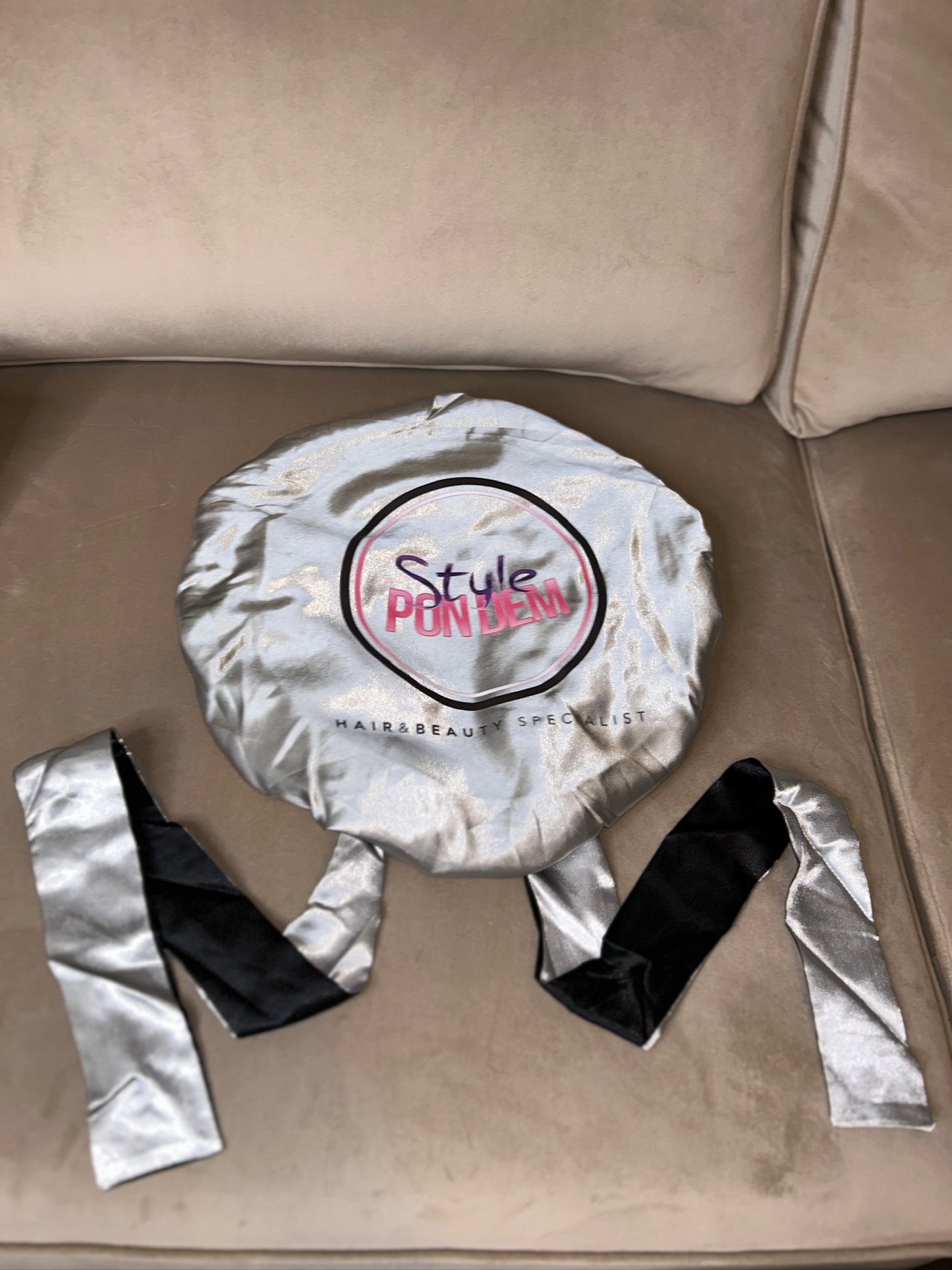 StylePonDem Silk Bonnet